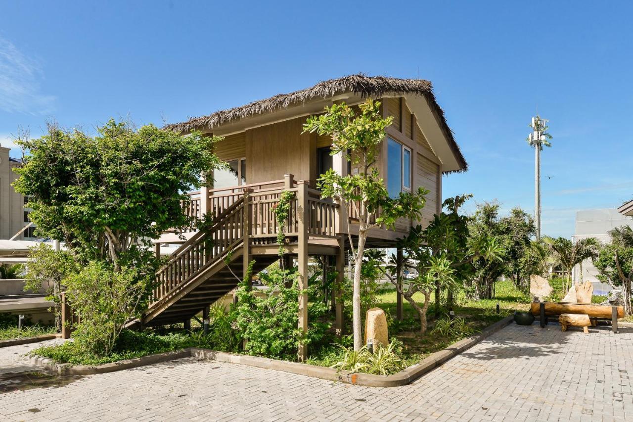 Lan Rung Beach Resort Long Hai Room photo