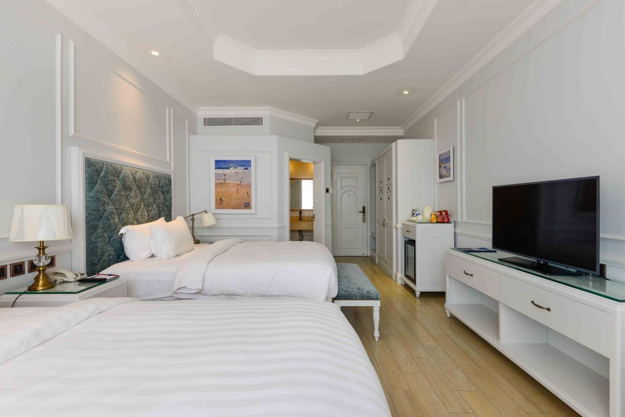 Lan Rung Beach Resort Long Hai Room photo