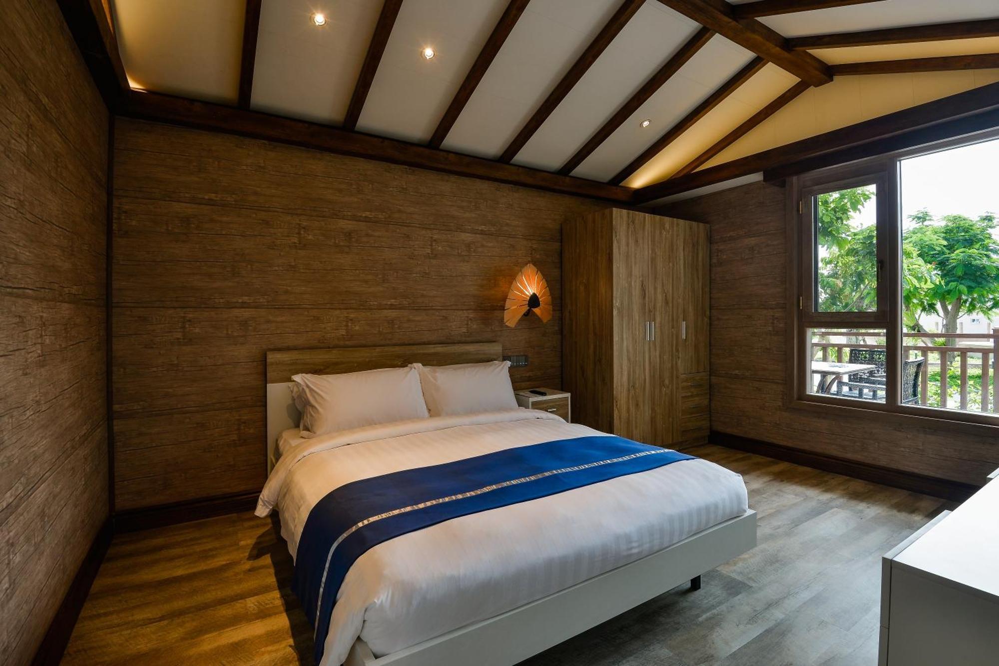 Lan Rung Beach Resort Long Hai Room photo